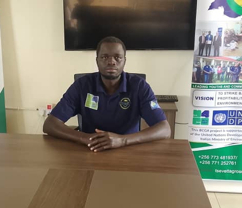 Apangu David